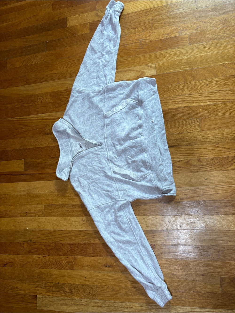 Gray Aerie quarter zip